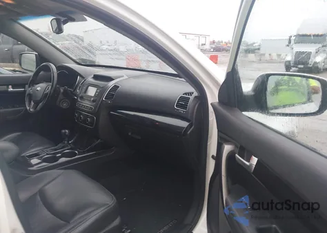 2015 Kia Sorento Lx из США, поврежденный, VIN 5XYKT3A69FG656818
